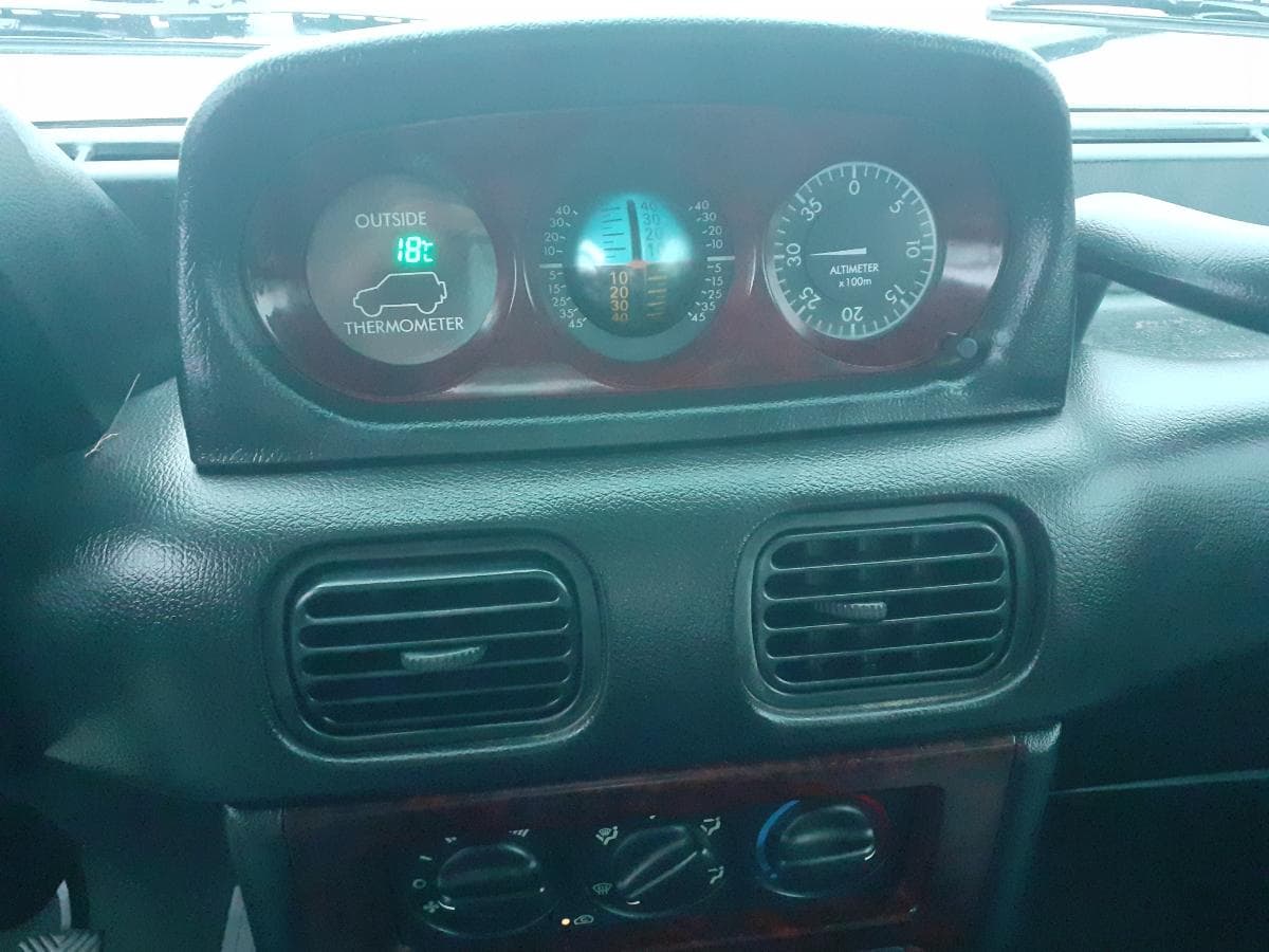 Hyundai Galloper 2.5 TD · Ano 1998 — image 21