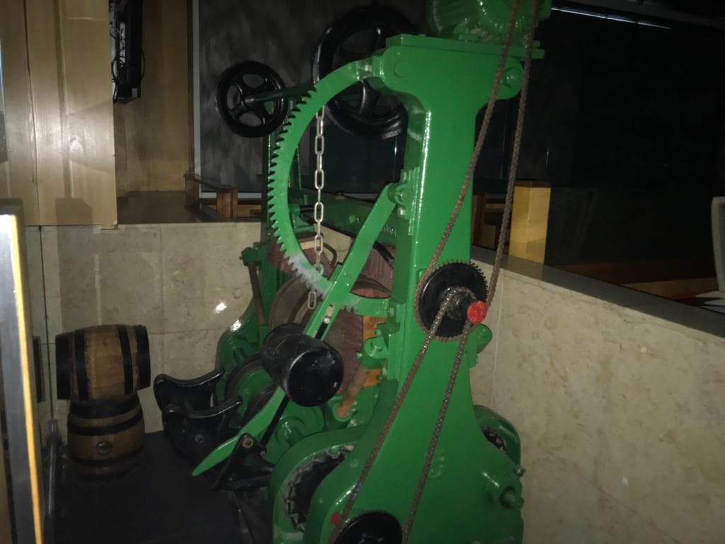 Antiguidades · Equipamentos de Engarrafamento Artesanal — imagem 4