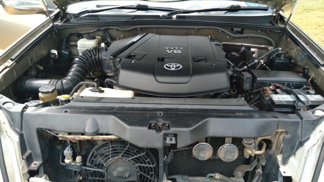 Toyota LandCruiser · — imagem 26