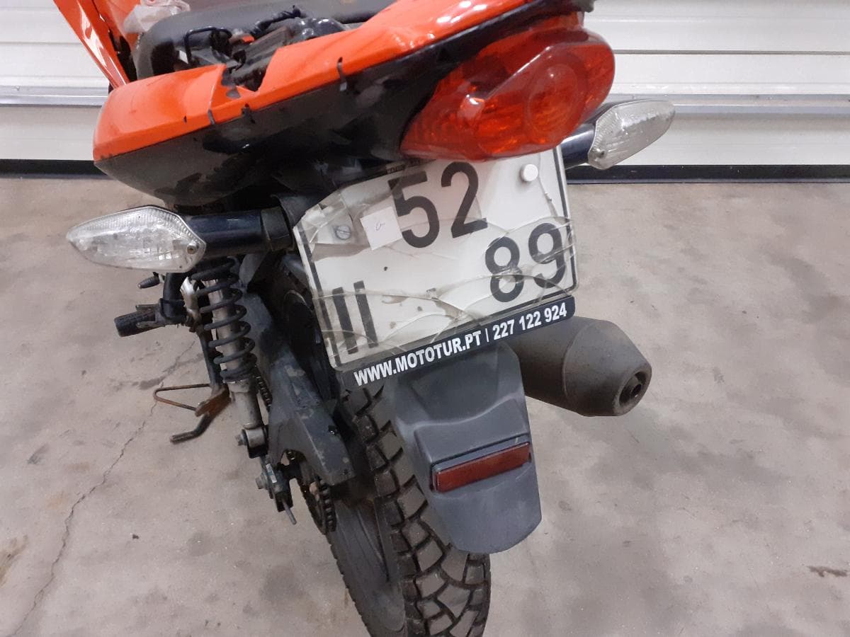 Honda CBF · Ano 2010 — imagen 10