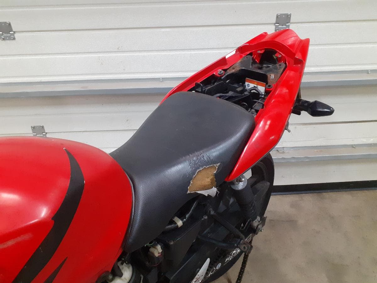 Honda CBF · Ano 2010 — imagen 5