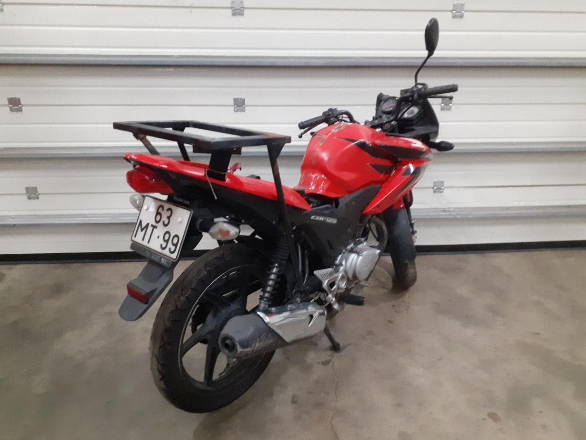 Honda CBF · Ano 2012 — image 3