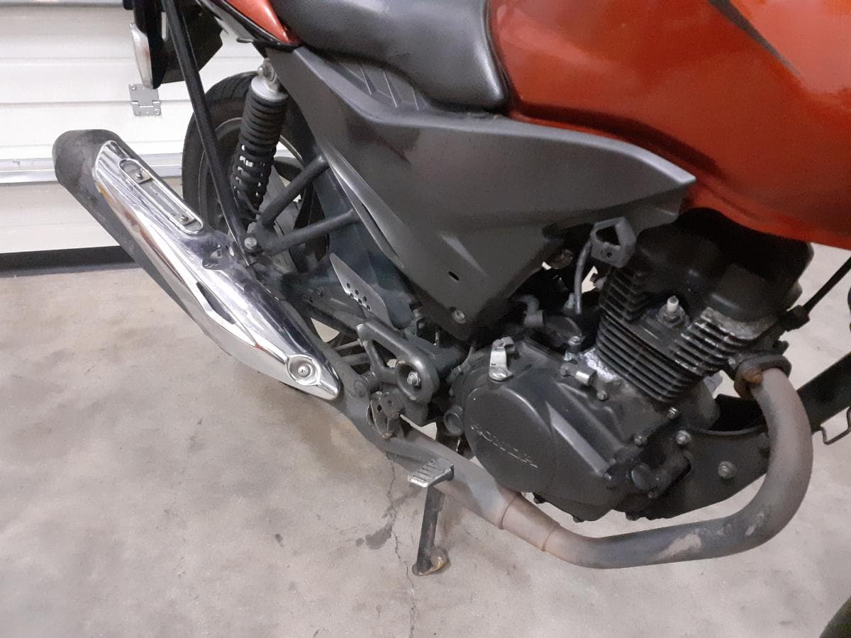 Honda CBF · Ano 2013 — imagem 8
