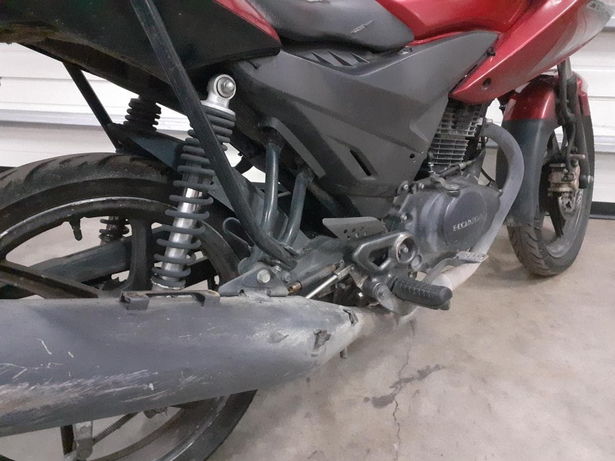 Honda CBF · Ano 2014 — imagen 9