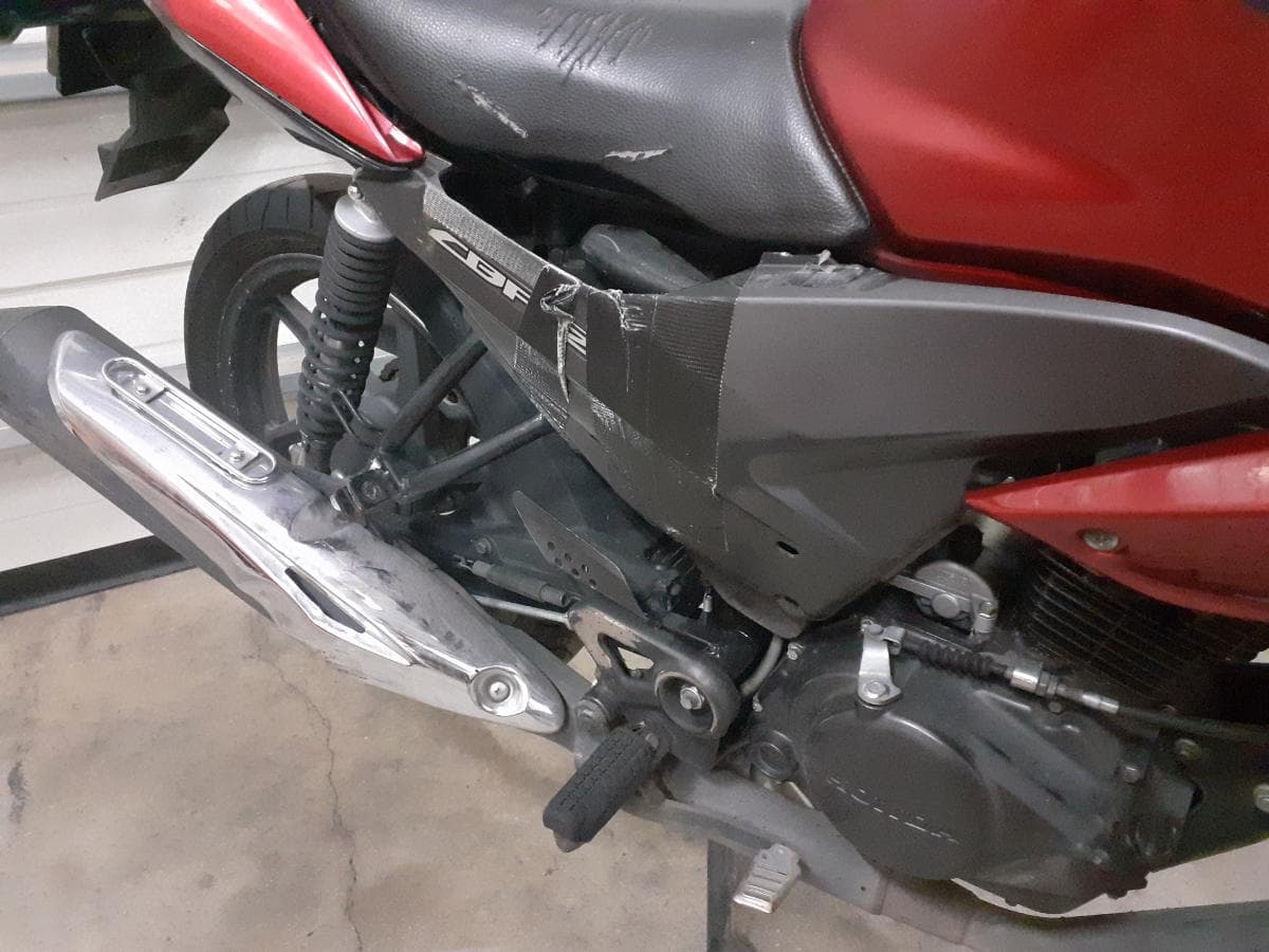 Honda CBF · Ano 2014 — imagen 10