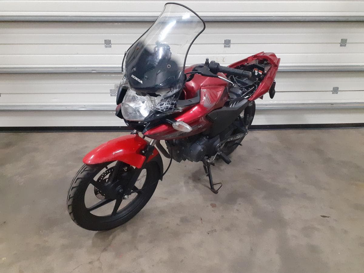 Honda CBF · Ano 2014 — imagen 2