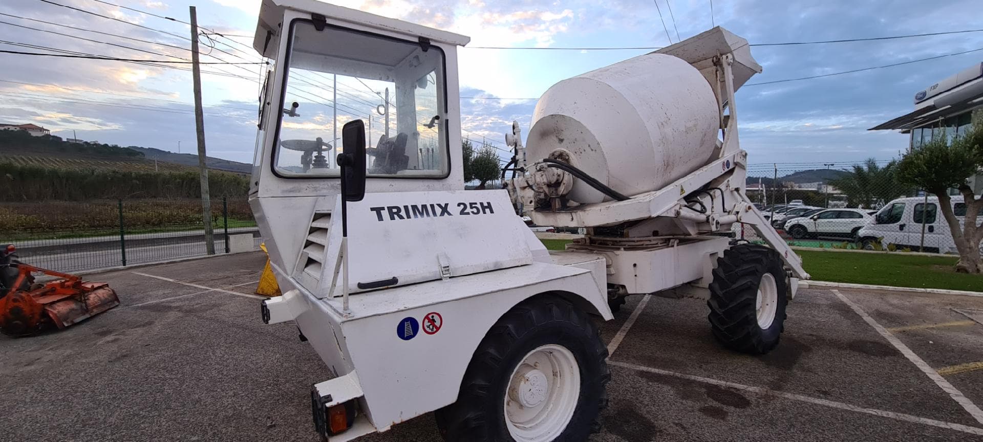 Autobetoneira Imeca TRIMIX T 25H — imagem 1