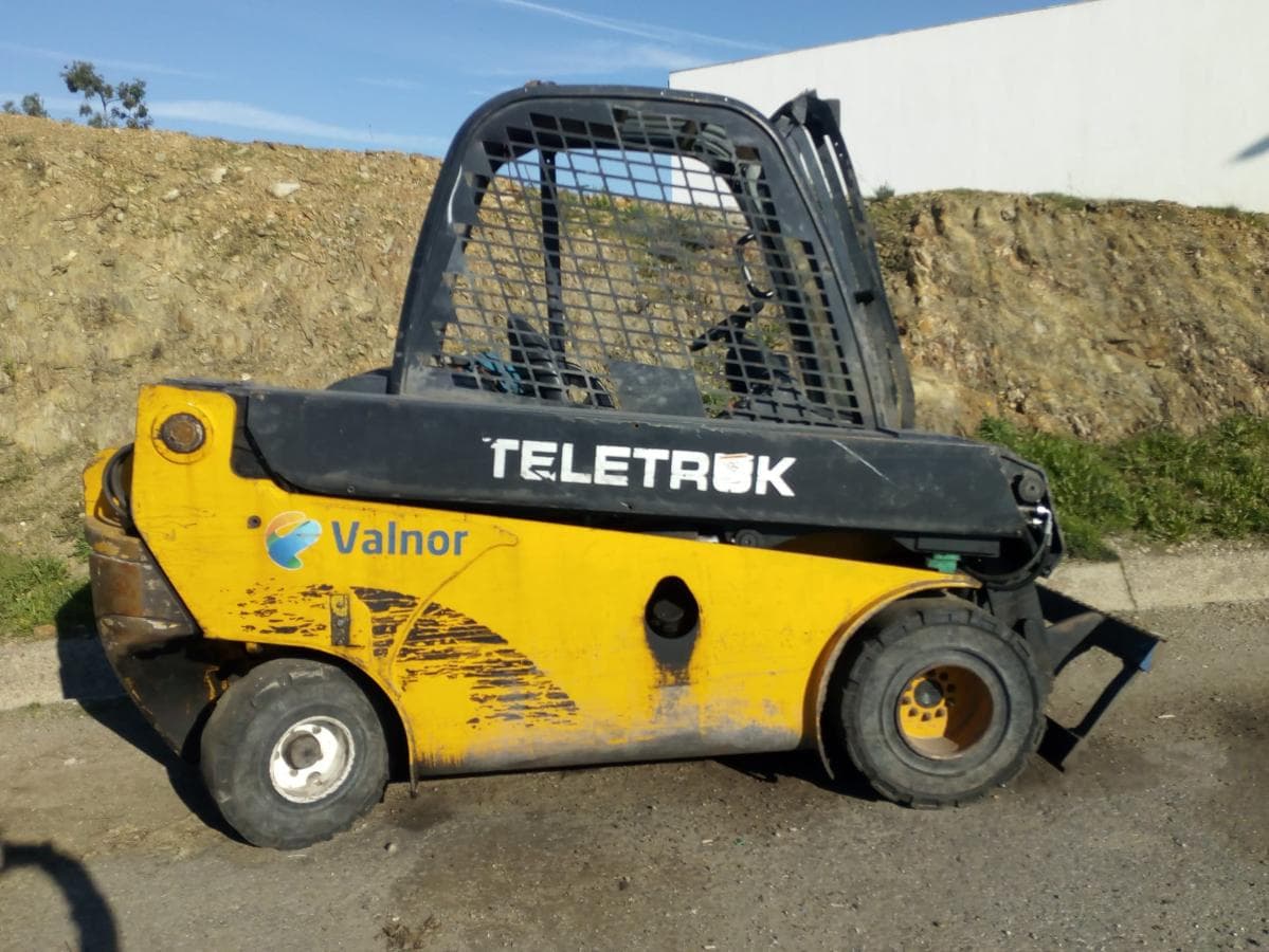 Empilhador JCB · Castelo Branco — image 1