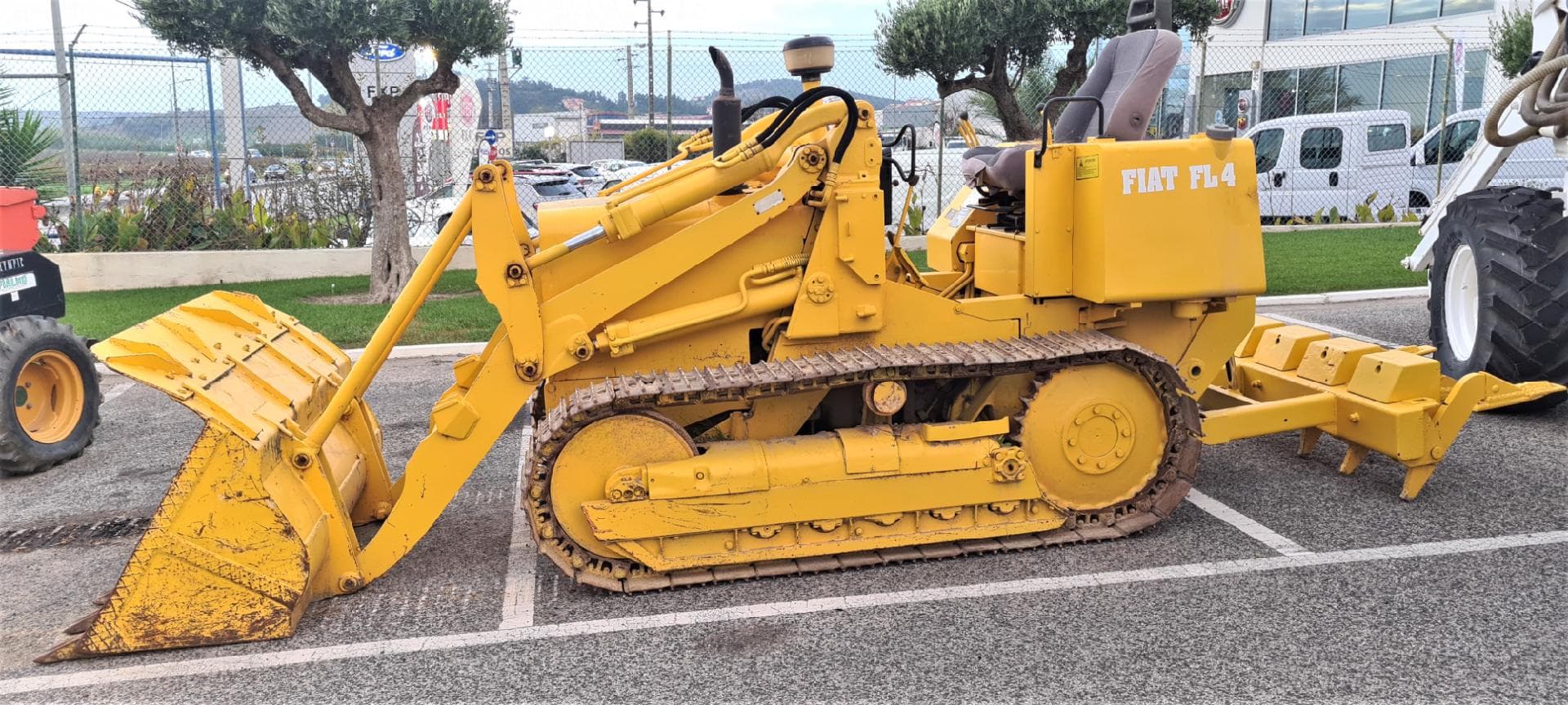 Bulldozer Fiat Allis 070 FL 4 L — image 1