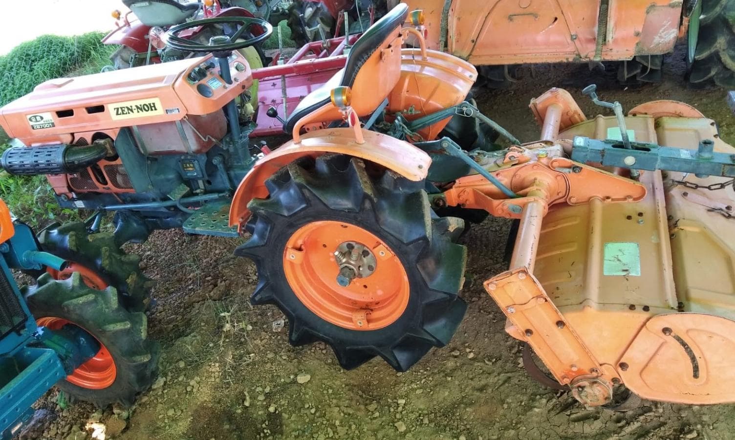 Trator Kubota ZB 7001 — imagen 3