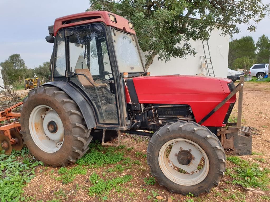 Trator agrícola Case 85 cv — image 2