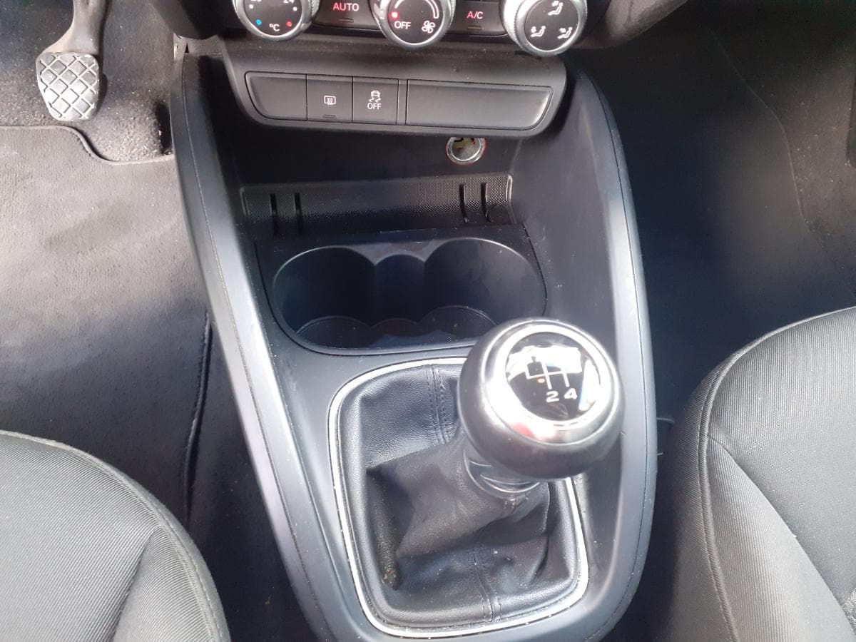 Audi A1 1.6 TDI · Ano 2013 — imagem 22