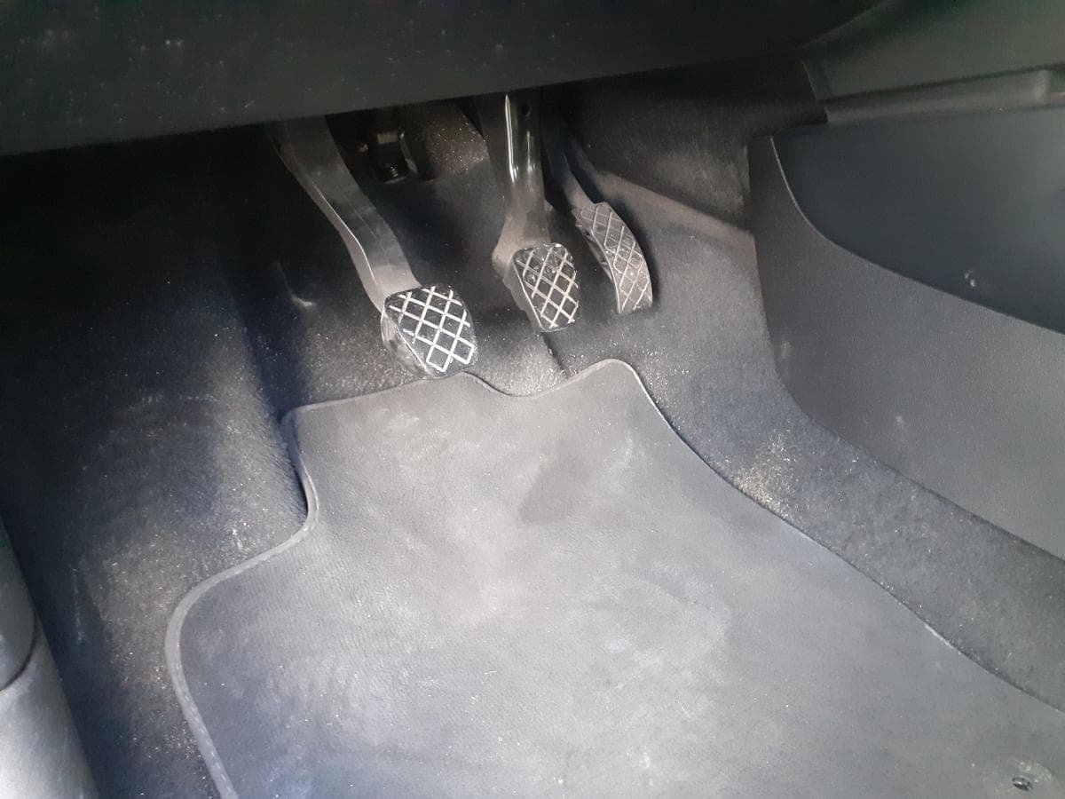 Audi A1 1.6 TDI · Ano 2013 — imagem 27