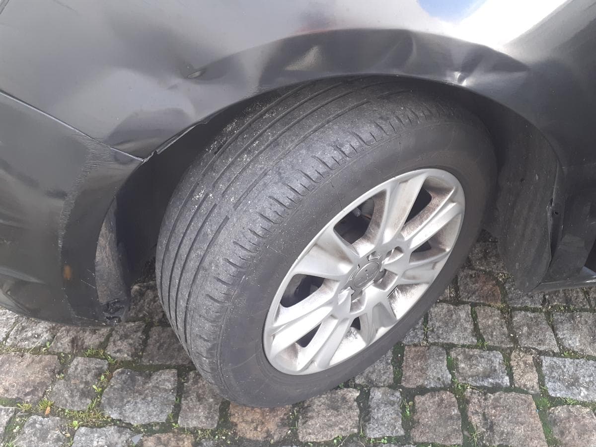 Audi A1 1.6 TDI · Ano 2013 — imagem 11