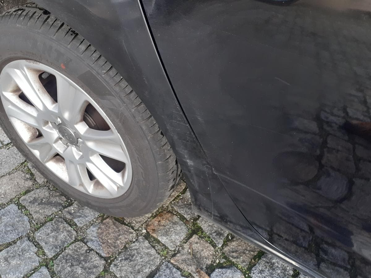 Audi A1 1.6 TDI · Ano 2013 — imagem 9