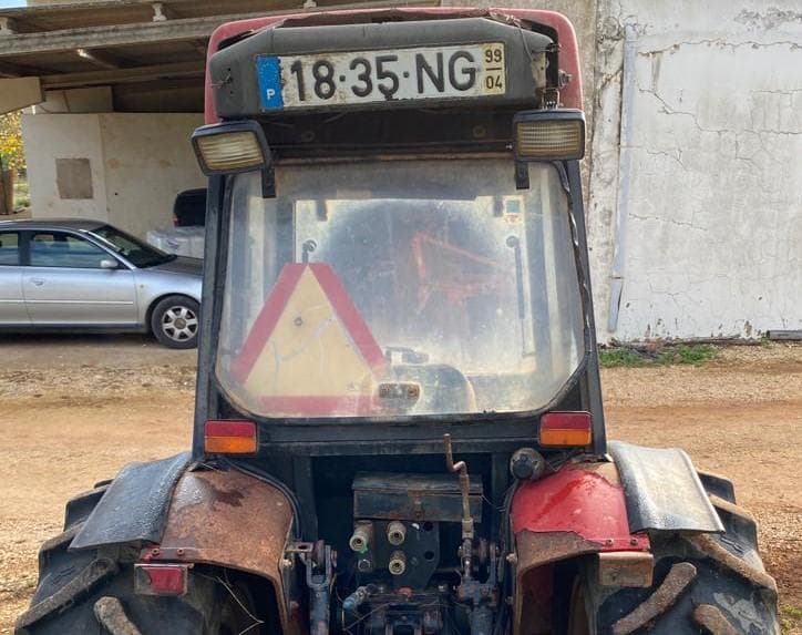 Trator agrícola Case 85 cv — image 5