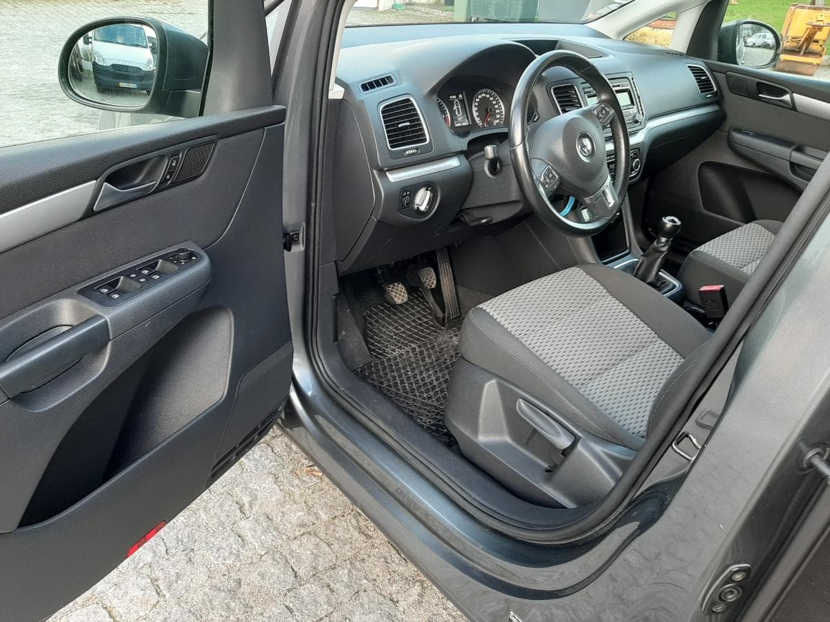 Volkswagen Sharan 2.0 TDI · Ano 2011 — imagen 13