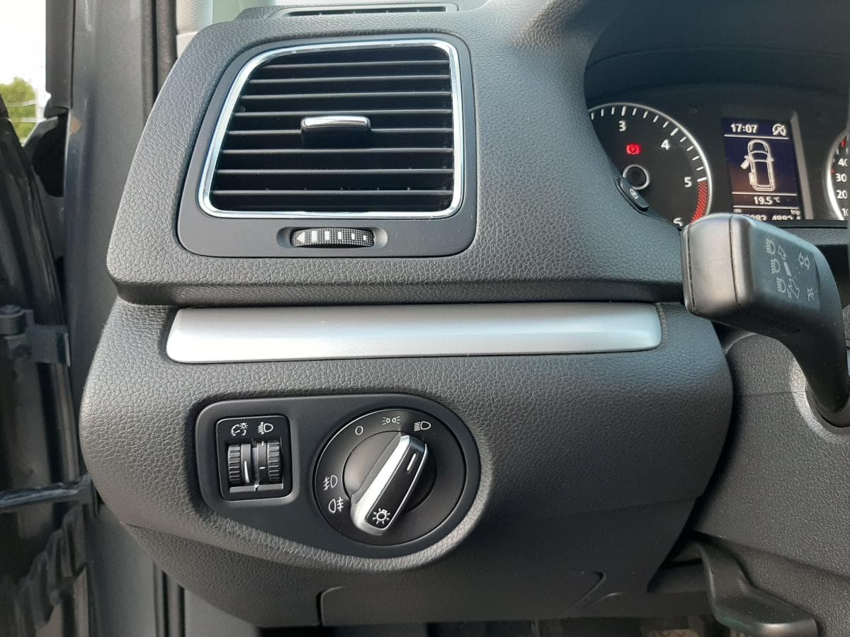 Volkswagen Sharan 2.0 TDI · Ano 2011 — imagen 24
