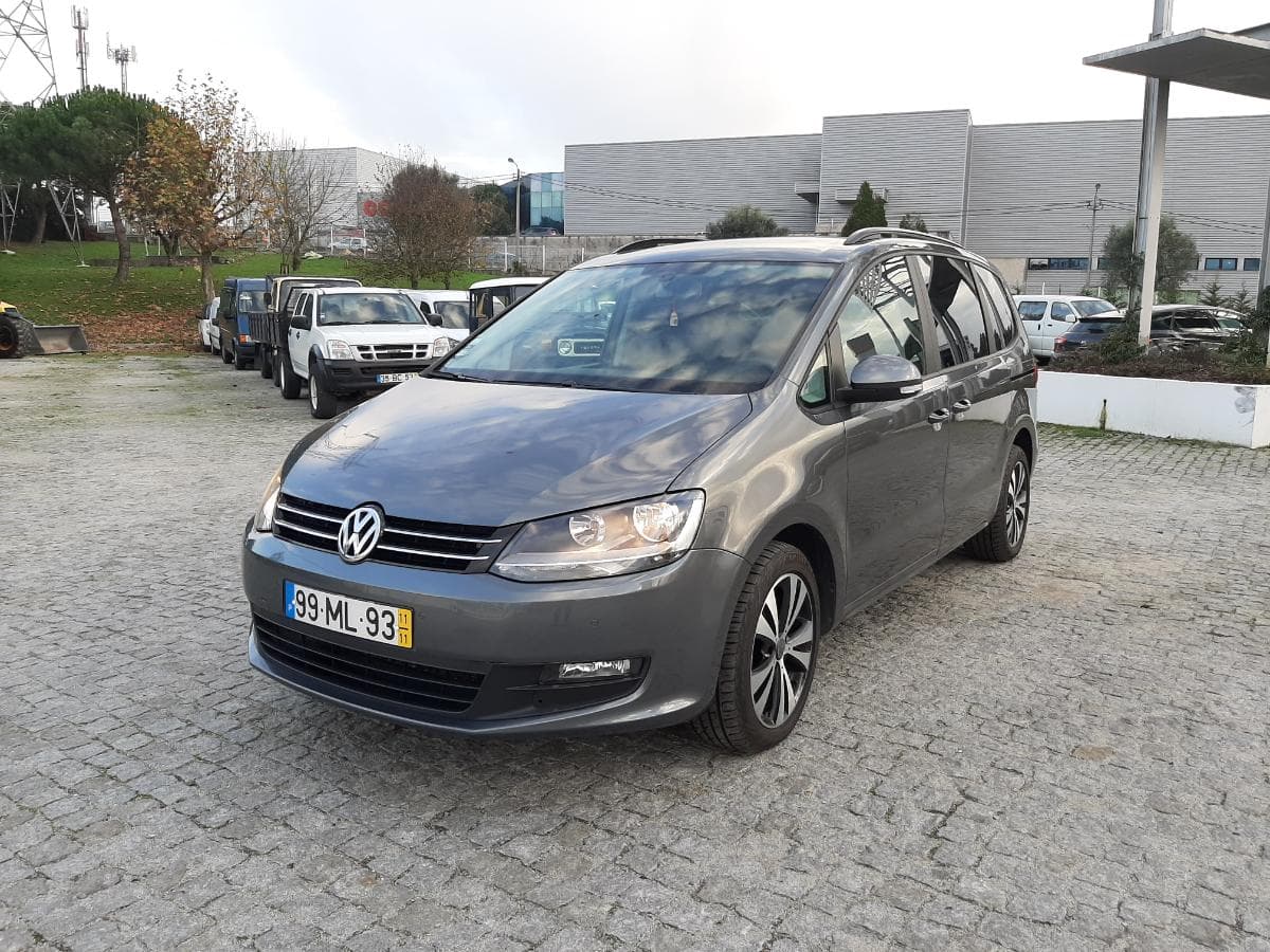 Volkswagen Sharan 2.0 TDI · Ano 2011 — imagen 3