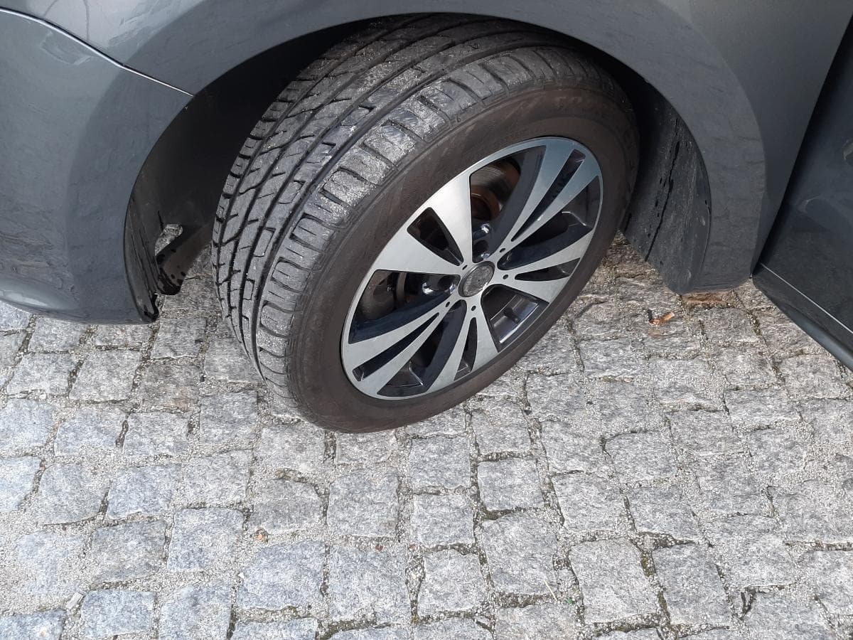 Volkswagen Sharan 2.0 TDI · Ano 2011 — imagen 10