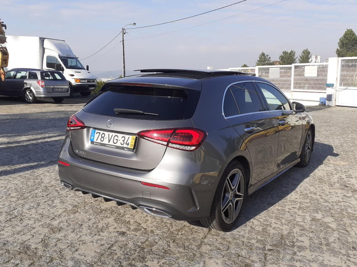 Mercedes-Benz A 180 KIT AMG · Ano 2018 — imagem 6