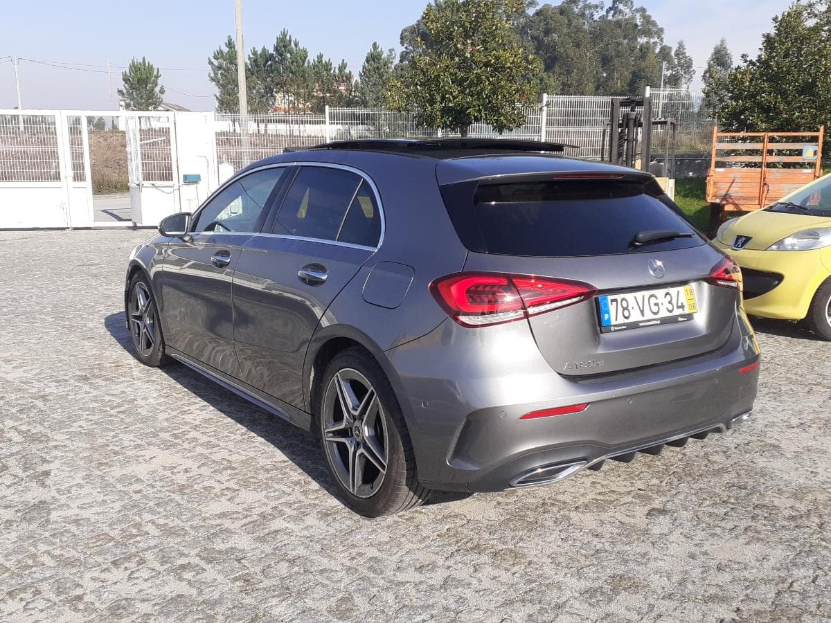 Mercedes-Benz A 180 KIT AMG · Ano 2018 — imagem 4