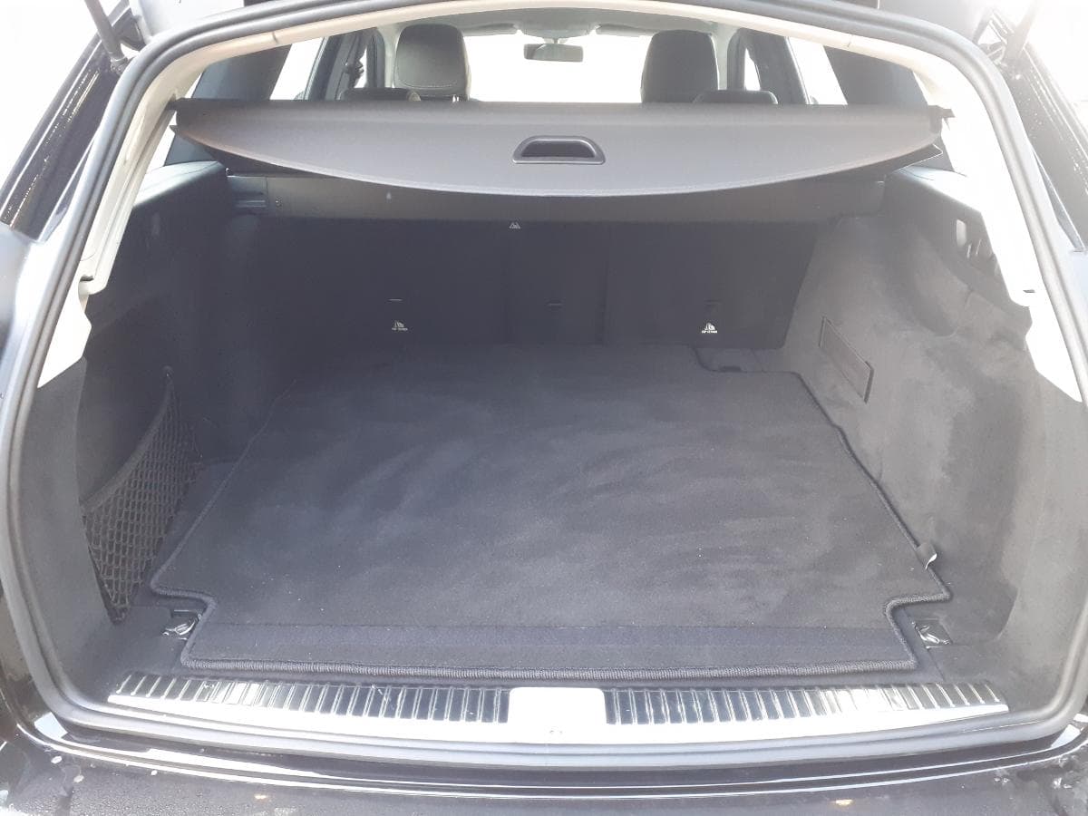 Mercedes-Benz E220D · Ano 2019 — imagen 13