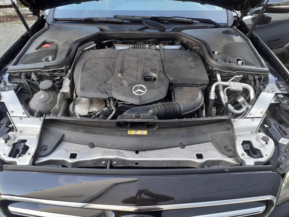 Mercedes-Benz E220D · Ano 2019 — imagen 10