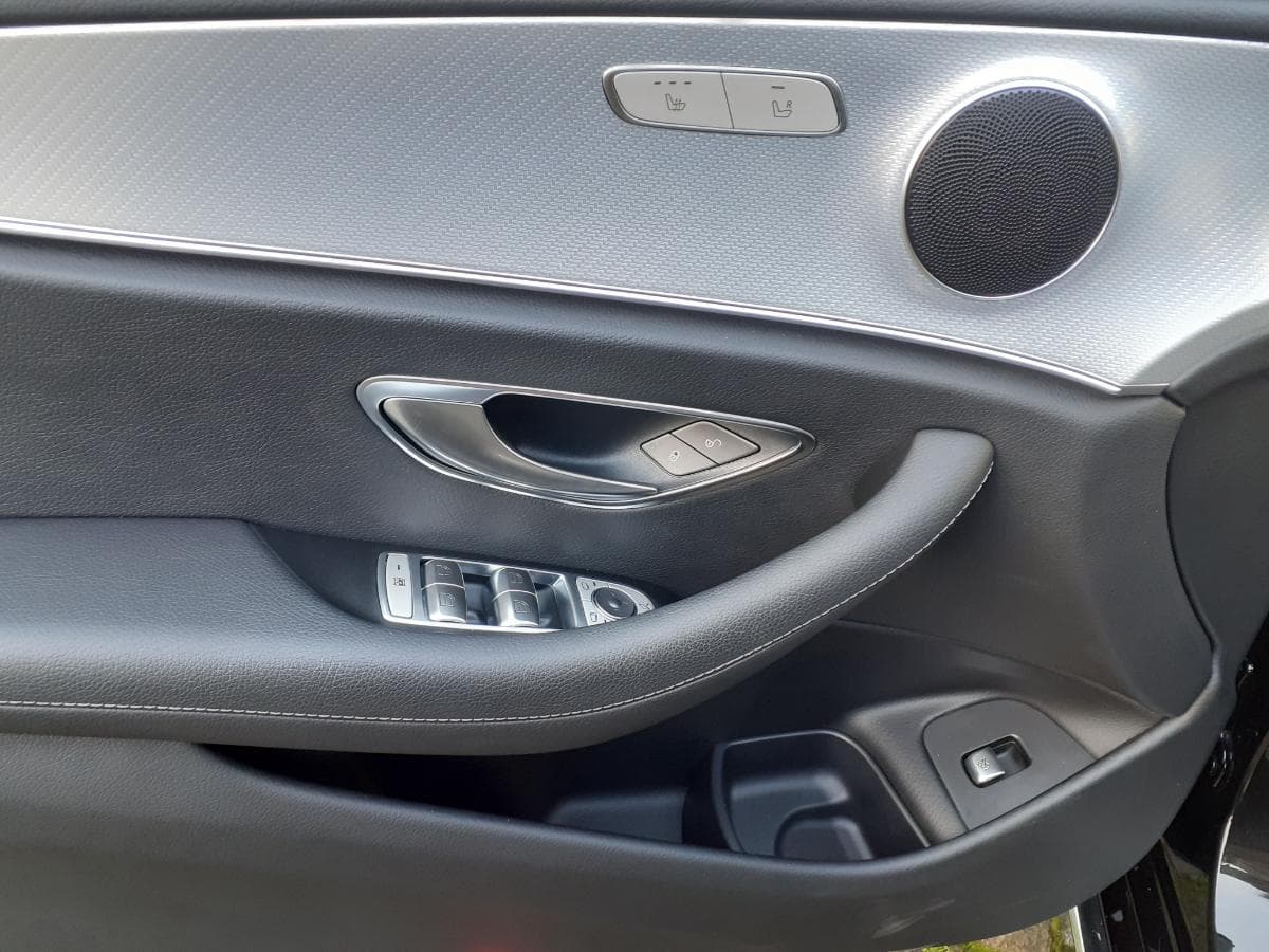 Mercedes-Benz E220D · Ano 2019 — imagen 21