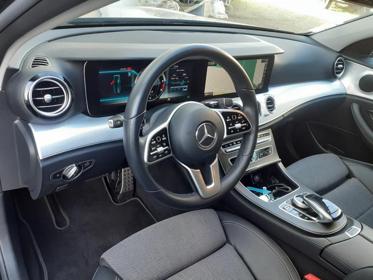Mercedes-Benz E220D · Ano 2019 — imagen 24