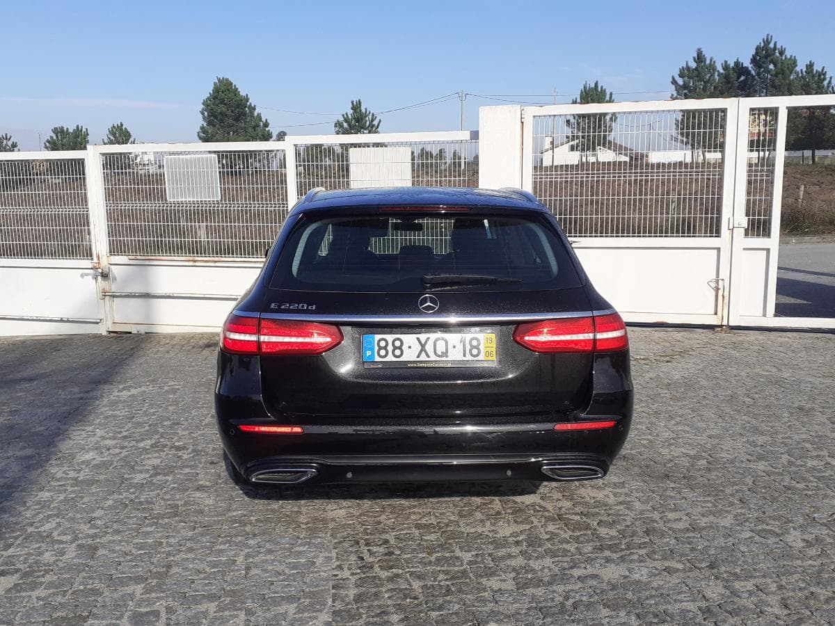 Mercedes-Benz E220D · Ano 2019 — imagen 5