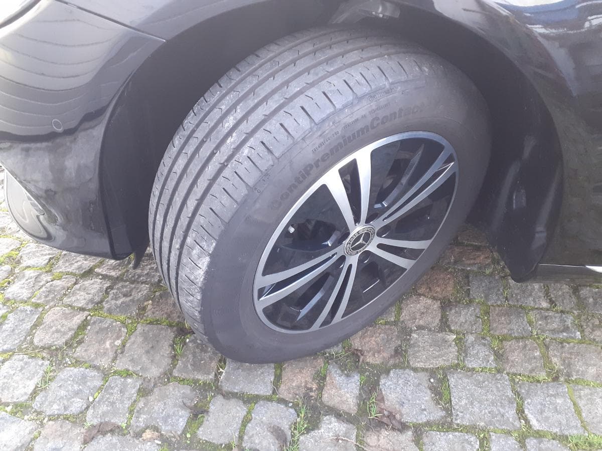 Mercedes-Benz E220D · Ano 2019 — imagen 12