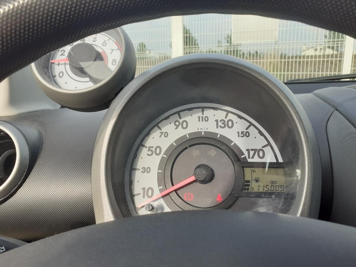 Peugeot 107 1.0 · Ano 2007 — imagem 14
