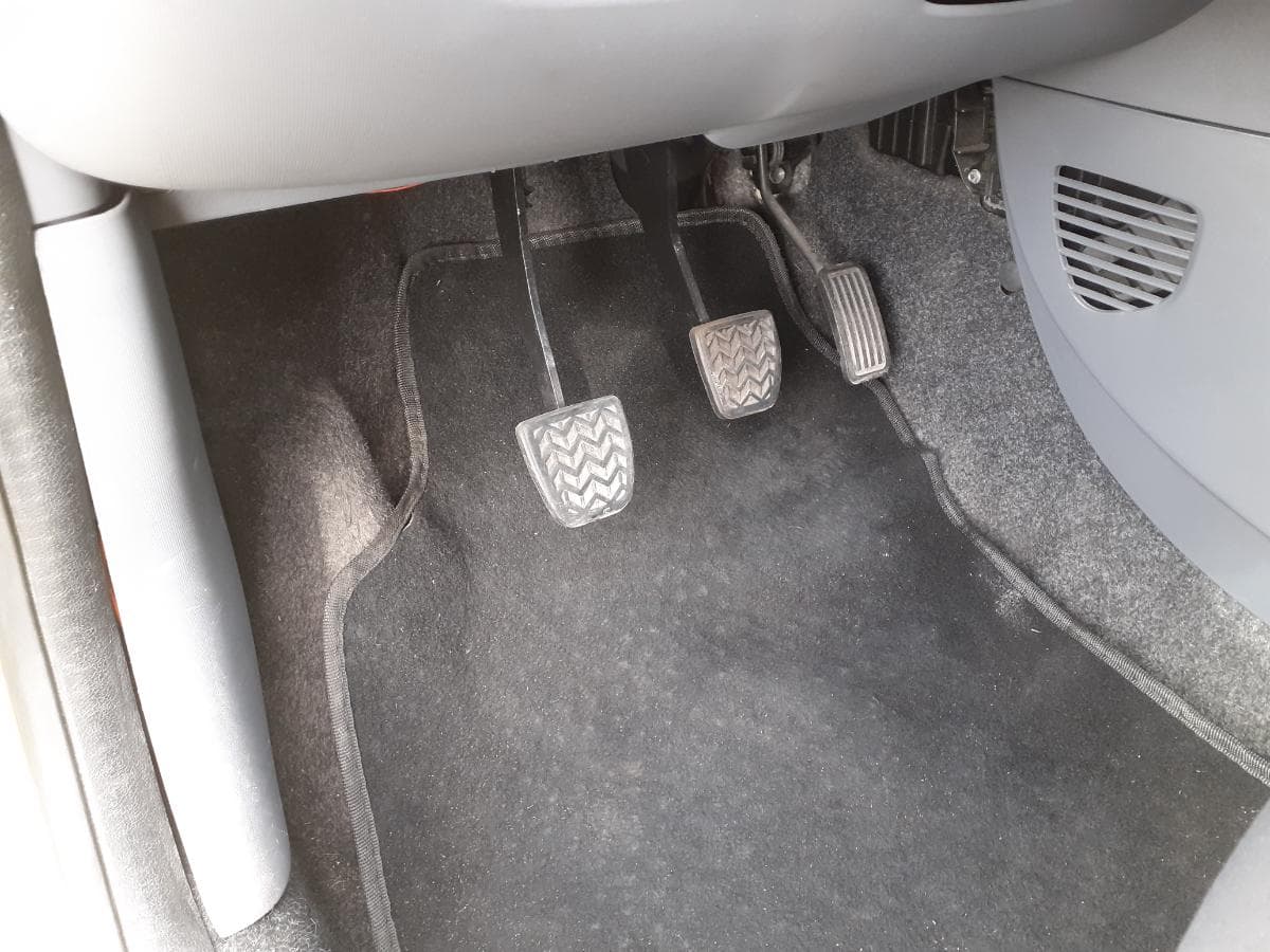 Peugeot 107 1.0 · Ano 2007 — imagem 13