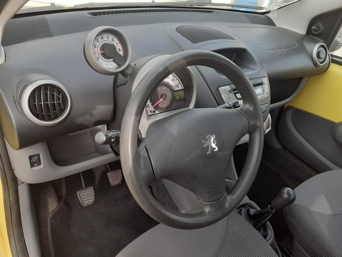 Peugeot 107 1.0 · Ano 2007 — imagem 17