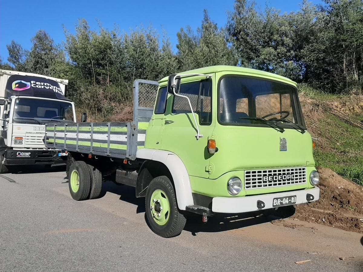 Bedford MK 570 · Ano 1981