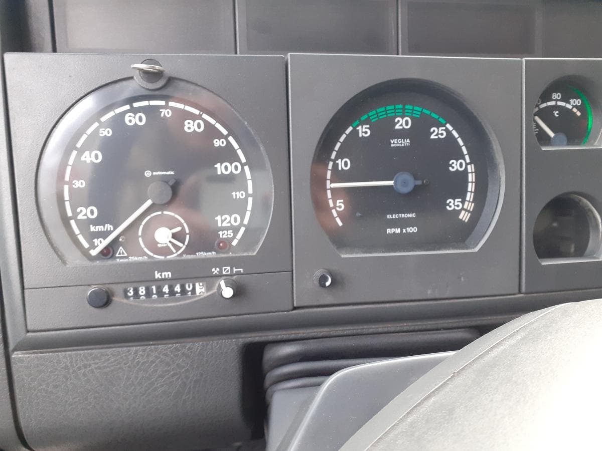 Iveco ML 75 · Ano 1998 — image 14