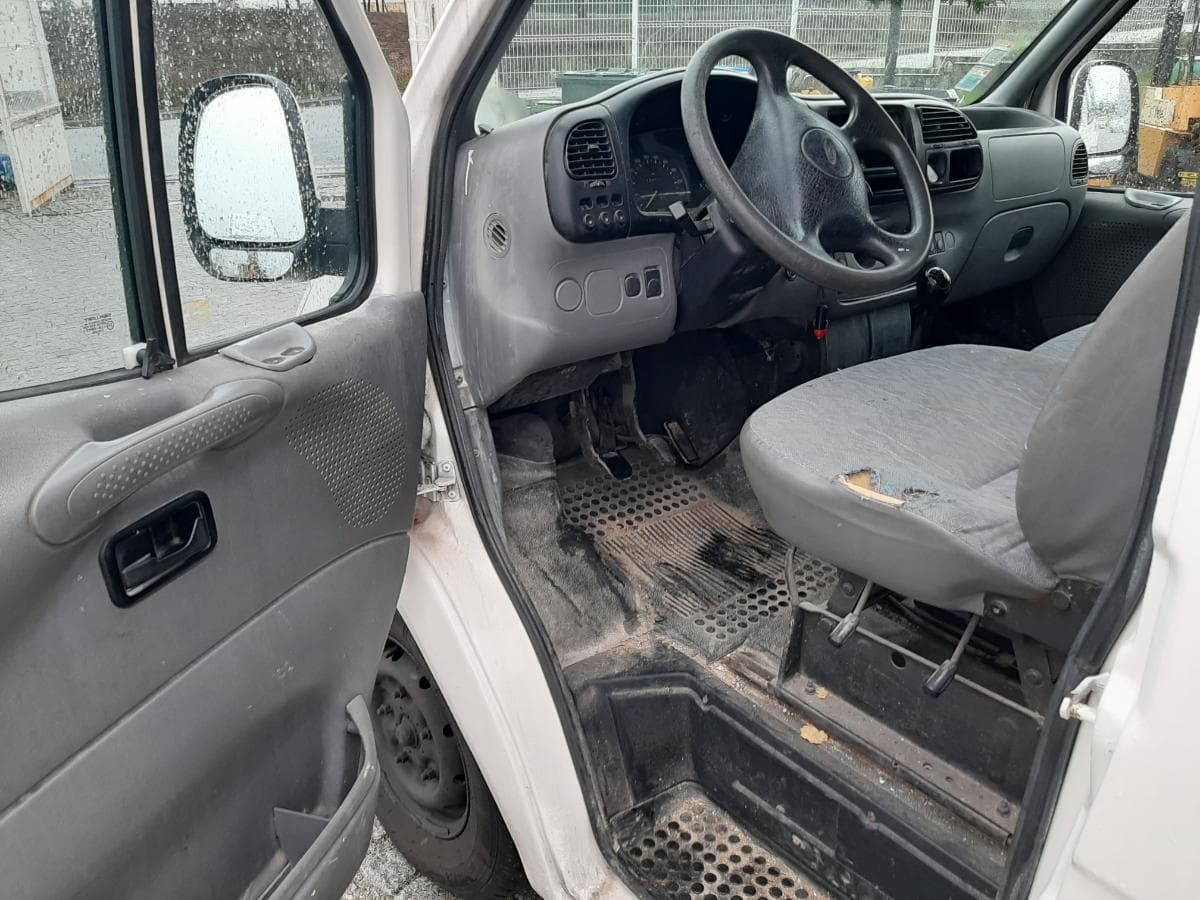 Ford Transit 2.5 DI — imagen 9