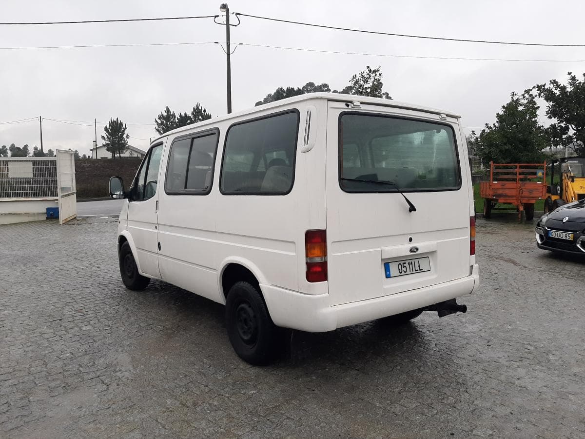 Ford Transit 2.5 DI — imagen 6