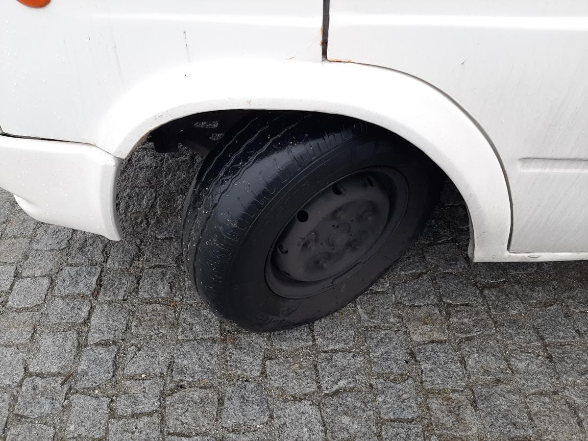 Ford Transit 2.5 DI — imagen 8