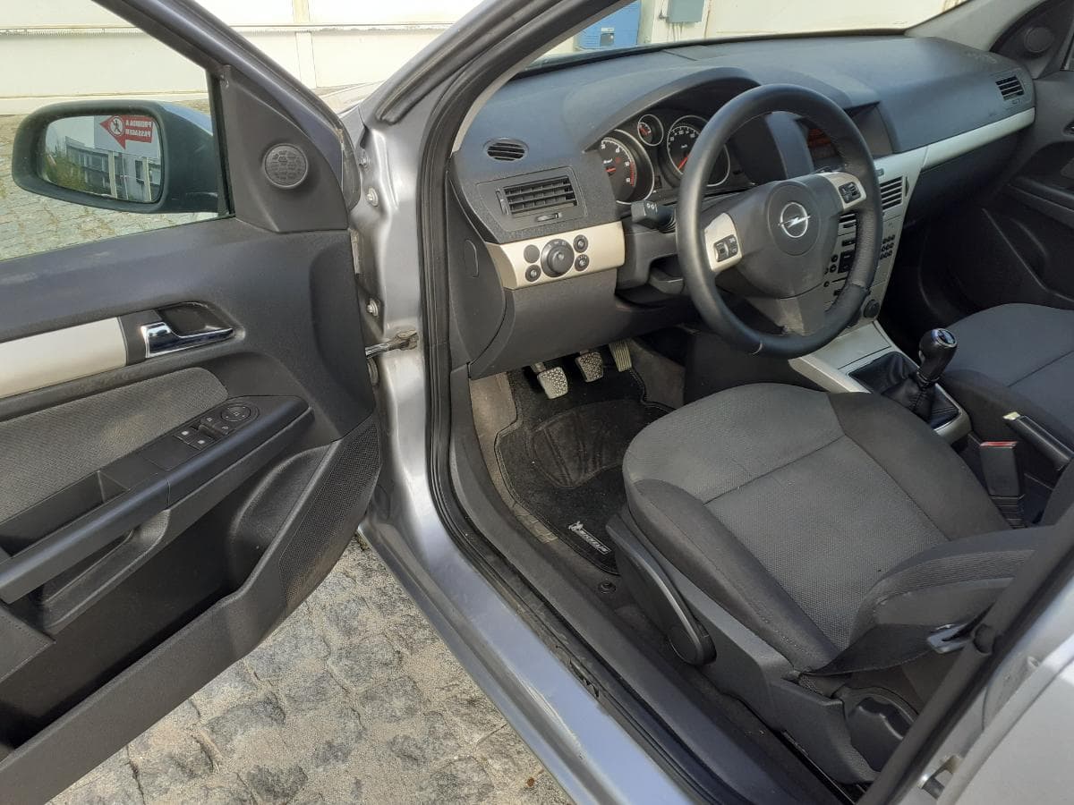 Opel Astra H 1.3 CDTI · Ano 2007 — imagen 12