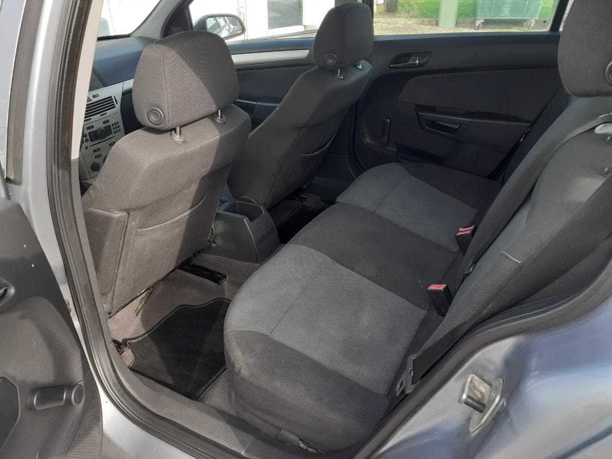 Opel Astra H 1.3 CDTI · Ano 2007 — imagen 18