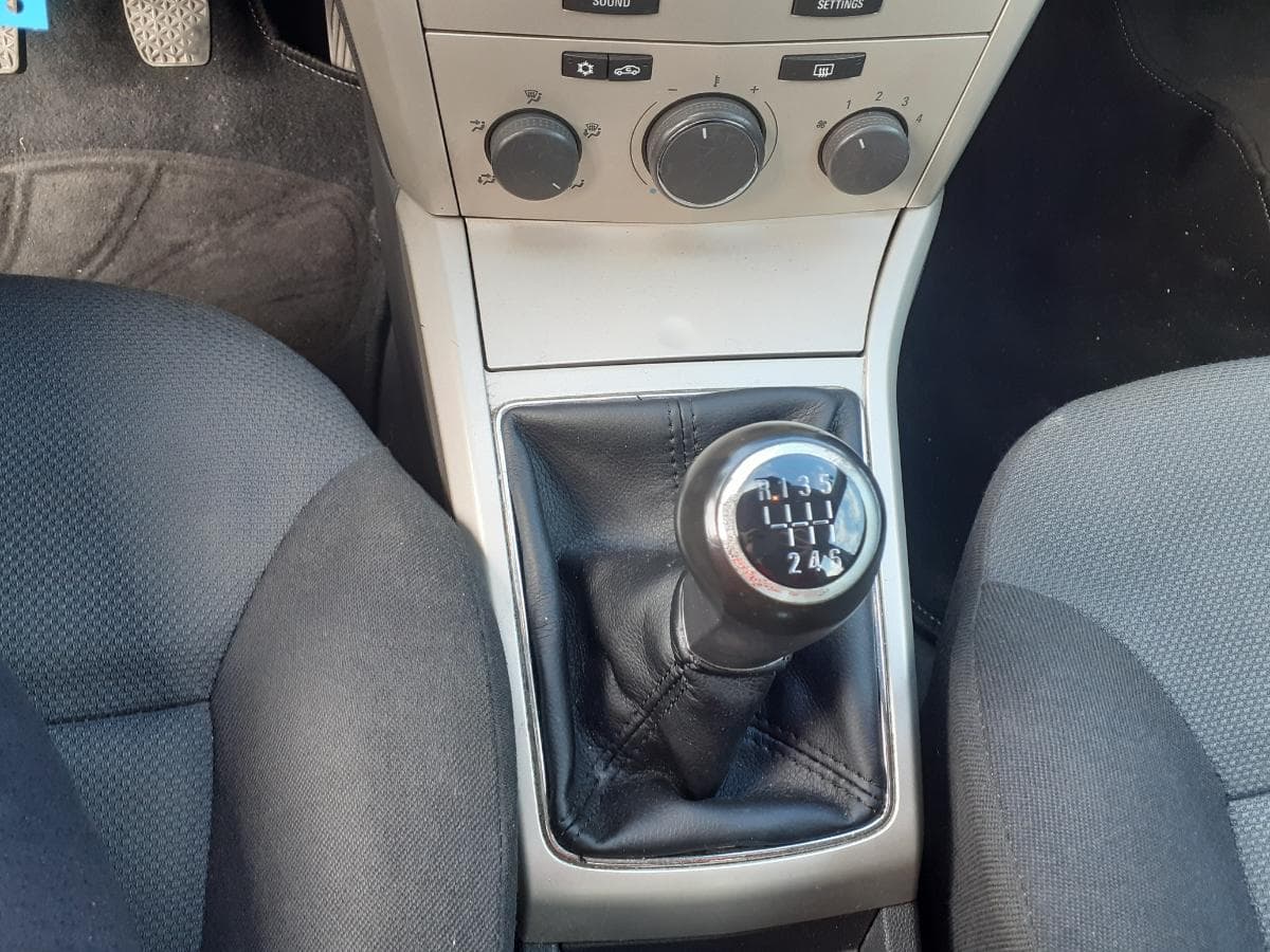 Opel Astra H 1.3 CDTI · Ano 2007 — imagen 20