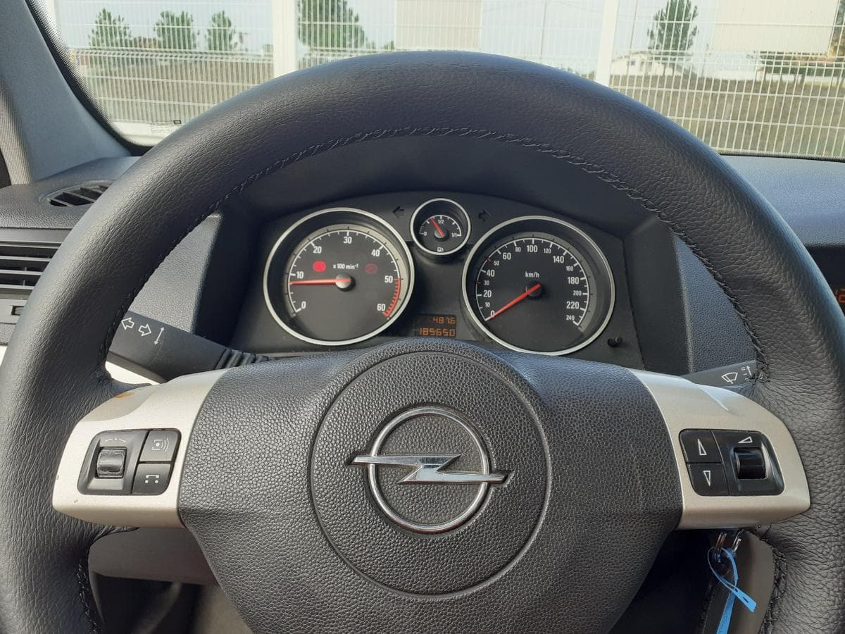 Opel Astra H 1.3 CDTI · Ano 2007 — imagen 21