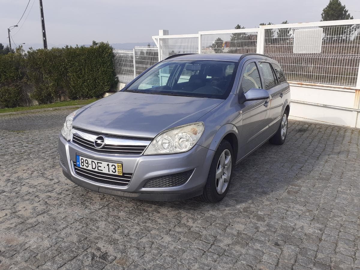 Opel Astra H 1.3 CDTI · Ano 2007 — imagen 1