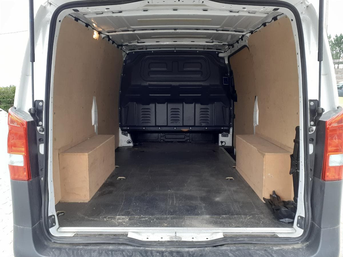 Mercedes-Benz Vito Van 109 CDI · Ano 2019 — imagem 10