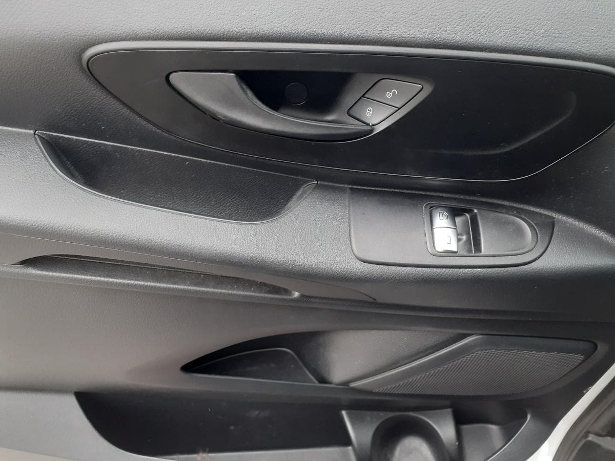 Mercedes-Benz Vito Van 109 CDI · Ano 2019 — imagem 15