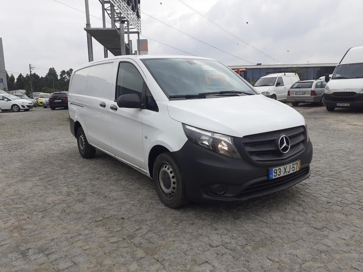 Mercedes-Benz Vito Van 109 CDI · Ano 2019 — imagem 1