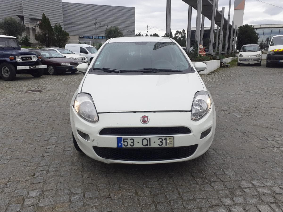 Fiat Punto 1.3D Multijet · Ano 2015 — imagen 2