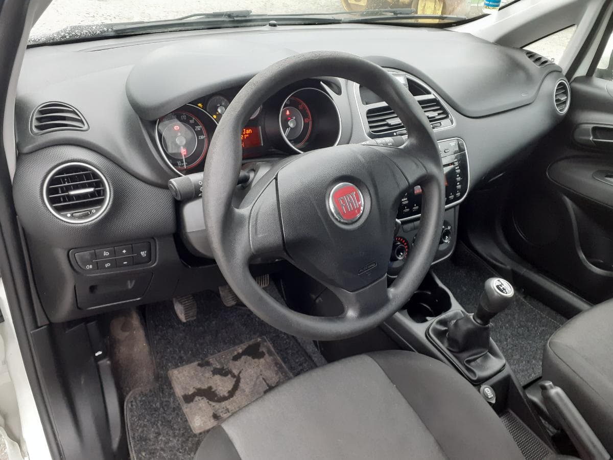Fiat Punto 1.3D Multijet · Ano 2015 — imagen 20
